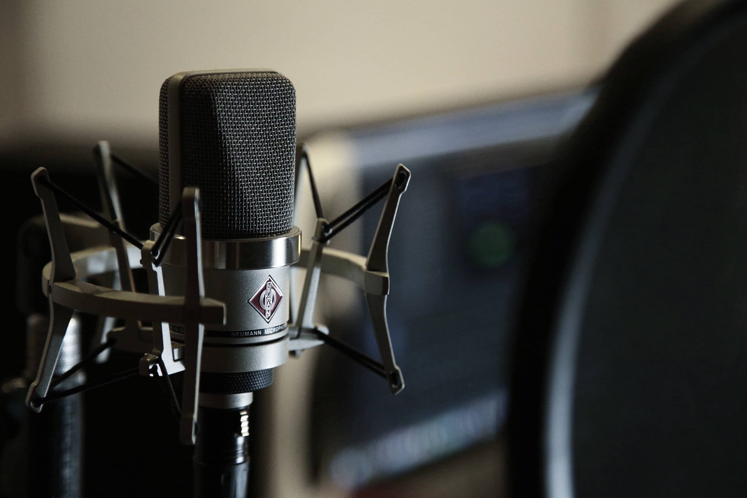 An Image of a studio microphone